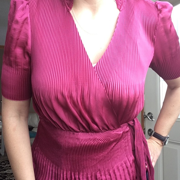 Unique and rare DVF pink wrap shirt - Picture 4 of 5